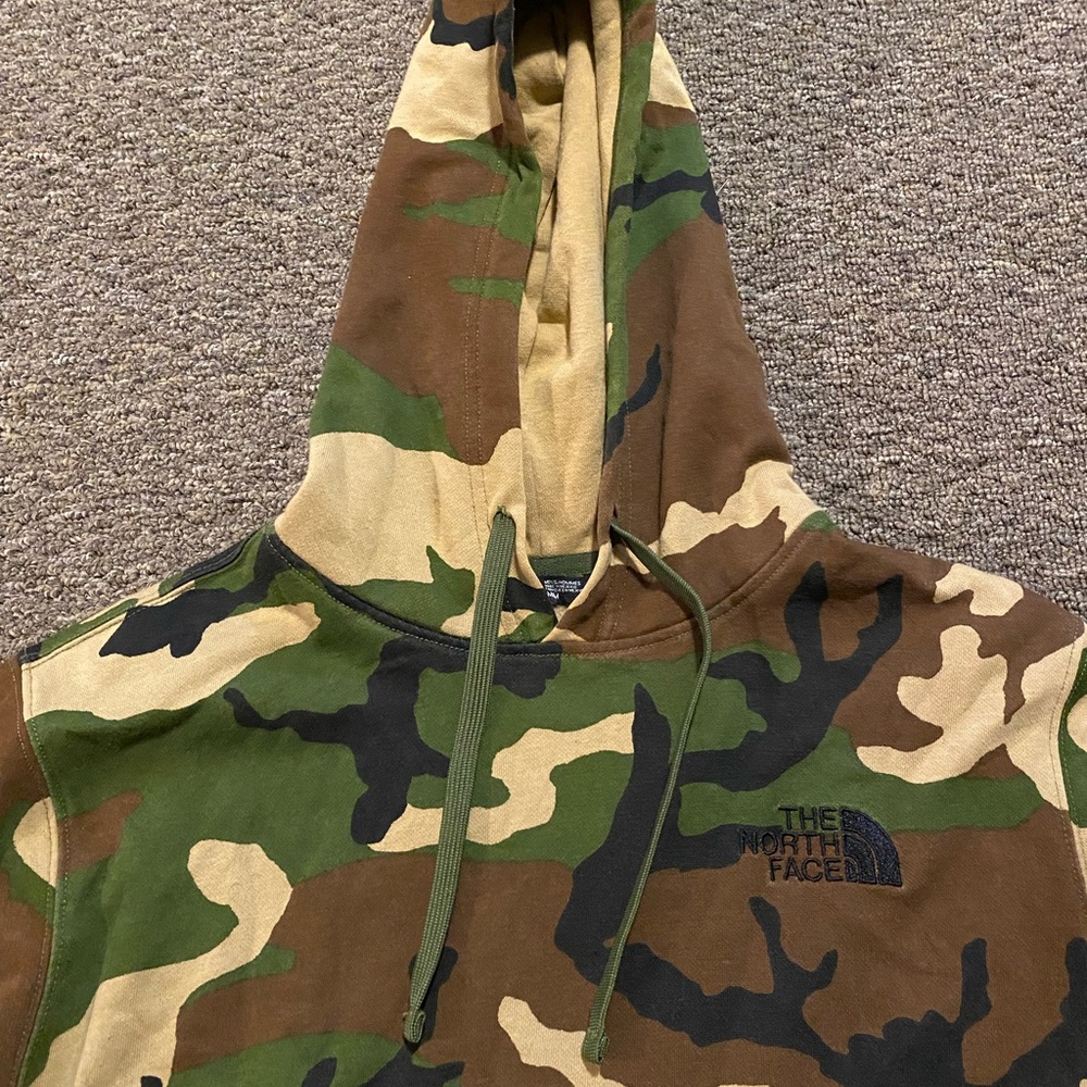 North Face Camo pullover hoodie